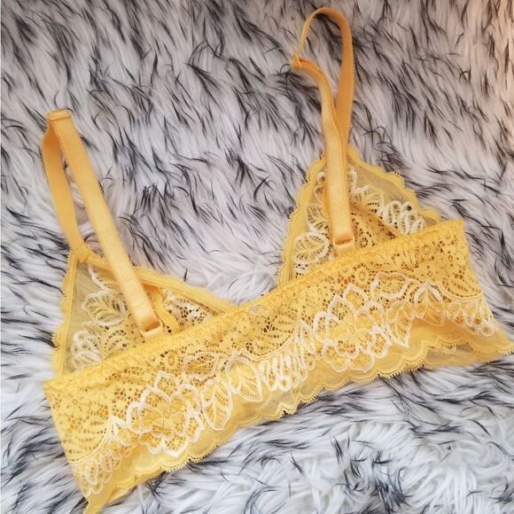 💝Nwot yellow lace bralette - Picture 2 of 2